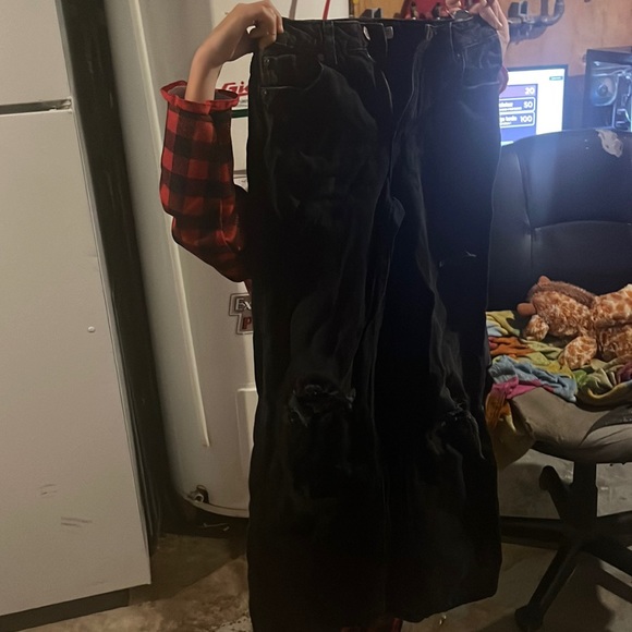 Jeans - Picture 1 of 3